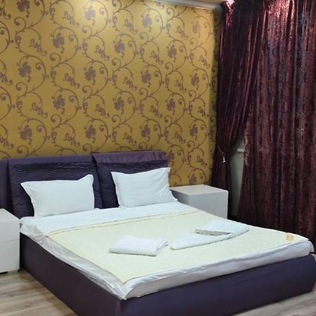 Nurly Tau 2Room Apartments 알마티 외부 사진