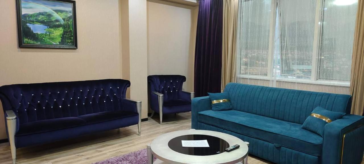 Nurly Tau 2Room Apartments 알마티 외부 사진