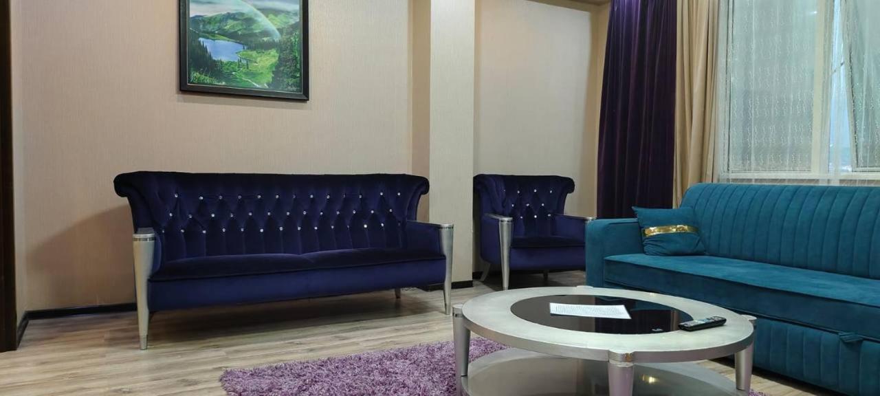 Nurly Tau 2Room Apartments 알마티 외부 사진