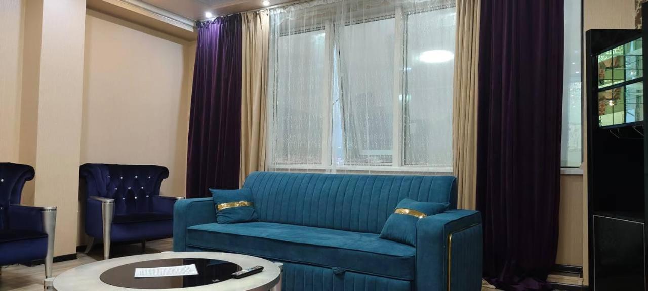 Nurly Tau 2Room Apartments 알마티 외부 사진