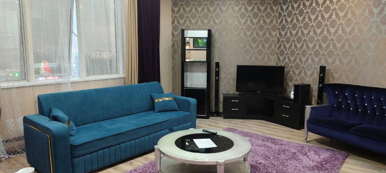 Nurly Tau 2Room Apartments 알마티 외부 사진