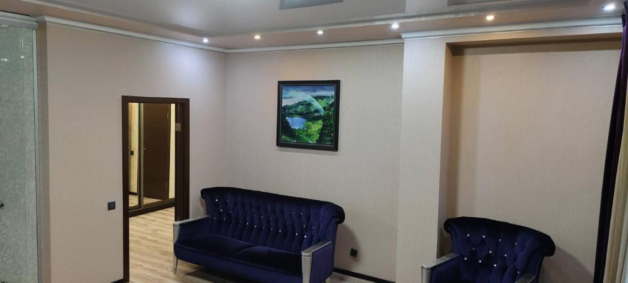Nurly Tau 2Room Apartments 알마티 외부 사진